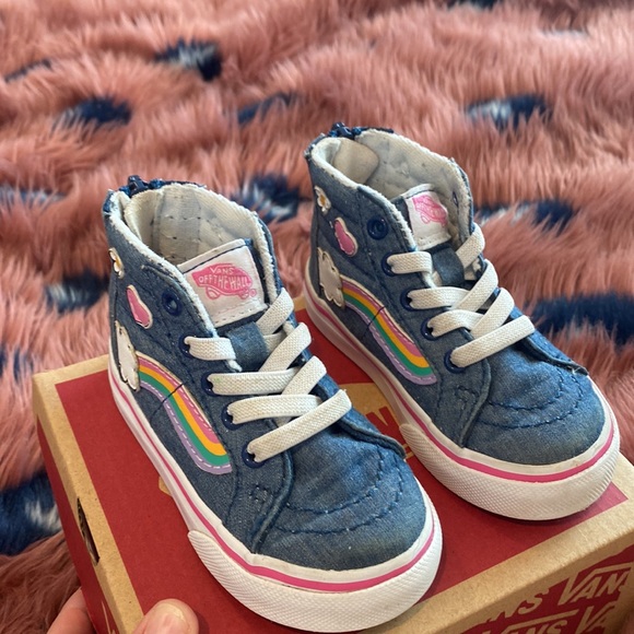 VANS - TODDLER SK8-HI ZIP RAINBOW SIDESTRIPE, DENIM/WHITE - Picture 4 of 6